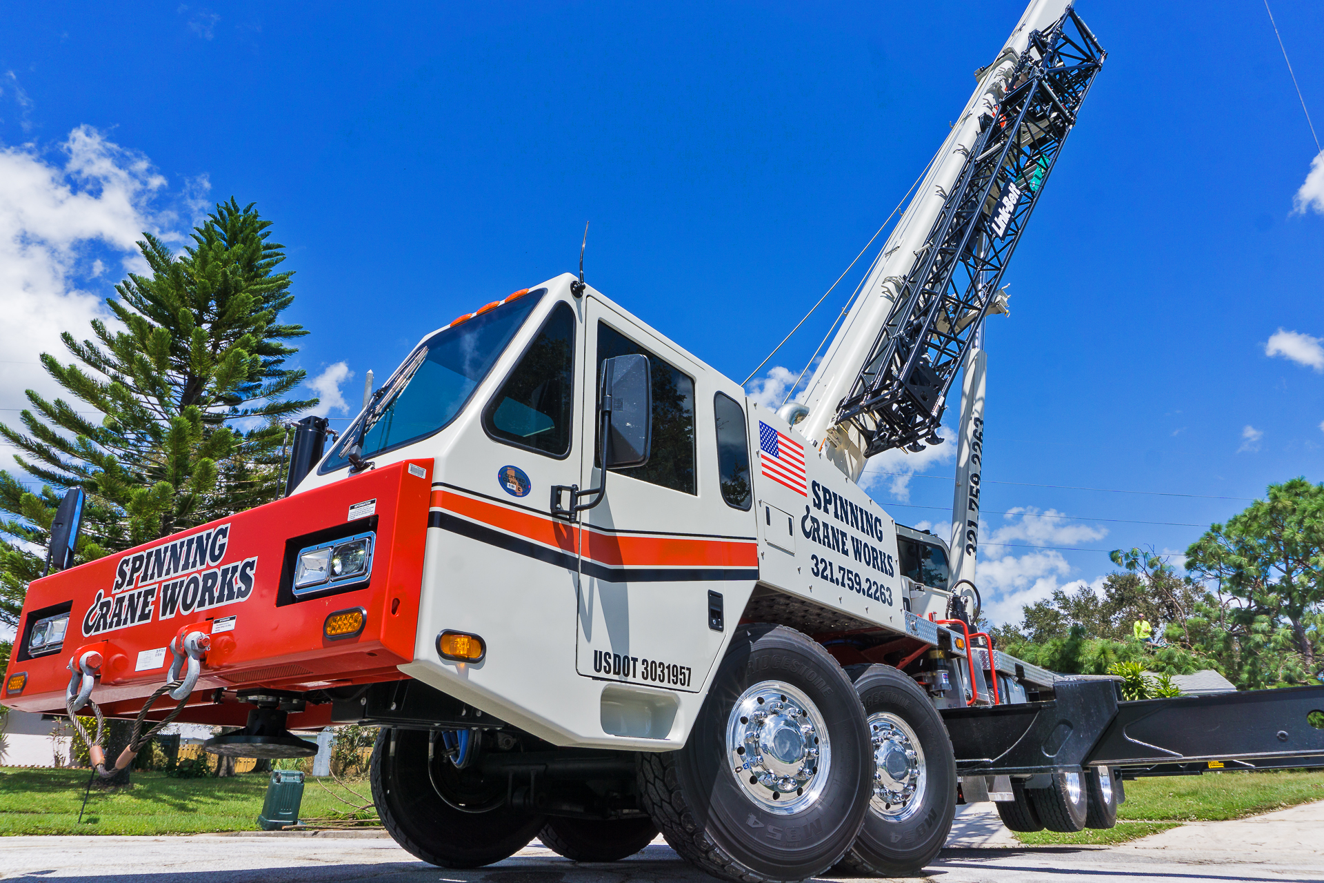 Spinning Crane Works professional crane and rigging services to all of